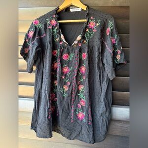 Miss Look Black Short Sleeve Blouse XL Floral Embroidery
